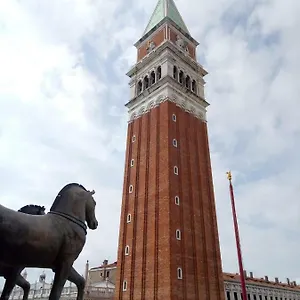 Essence Of Appartamento Venezia